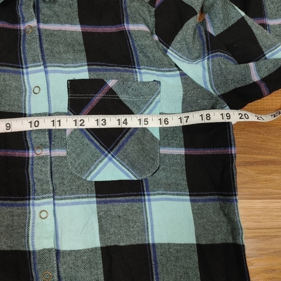 Make + Model Aqua Plaid Flannel Button Down Shirt Size XXS - Picture 3 of 9
